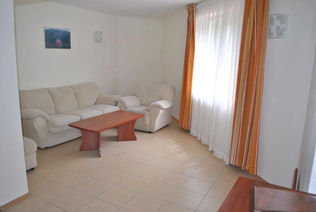 Family Hotel Delta Ognyanovo  Quarto foto